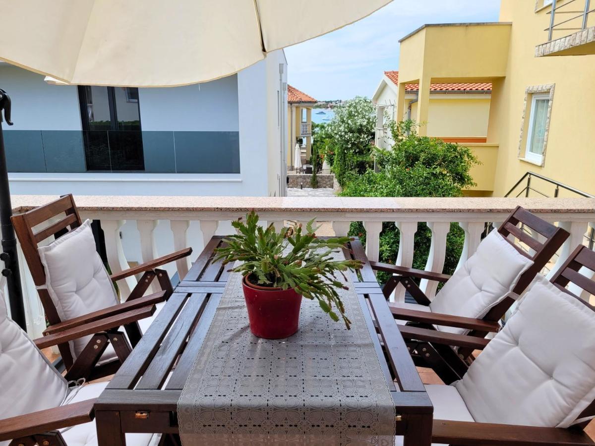 Apartment Jelena Vir Eksteriør billede