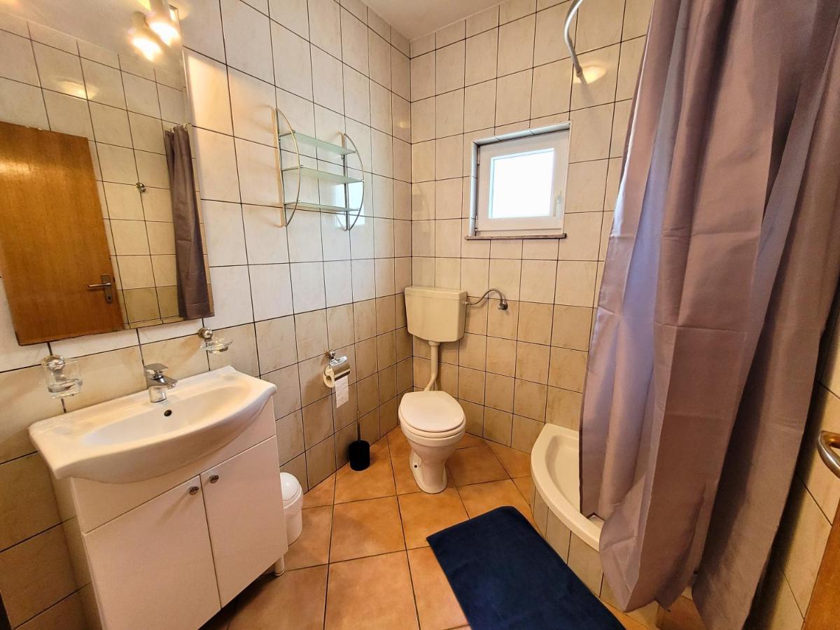 Apartment Jelena Vir Eksteriør billede